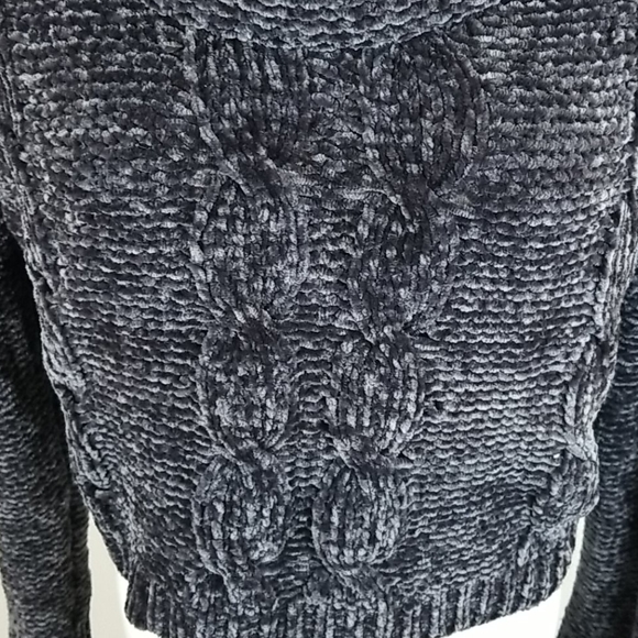 Love @ First Sight Cable Knit Crop Sweater in Navy - Picture 6 of 9